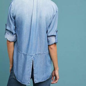 Anthropologie Cloth & Stone Split-Back Chambray Shirt